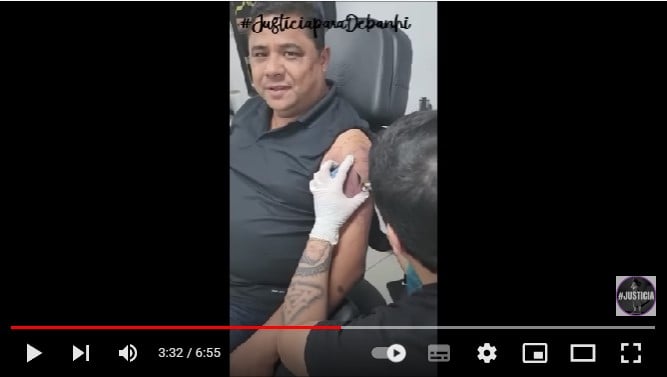 Papá de Debanhi tatuaje