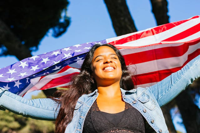 Sueños logrados: 6 inmigrantes hispanos que cambiaron industrias