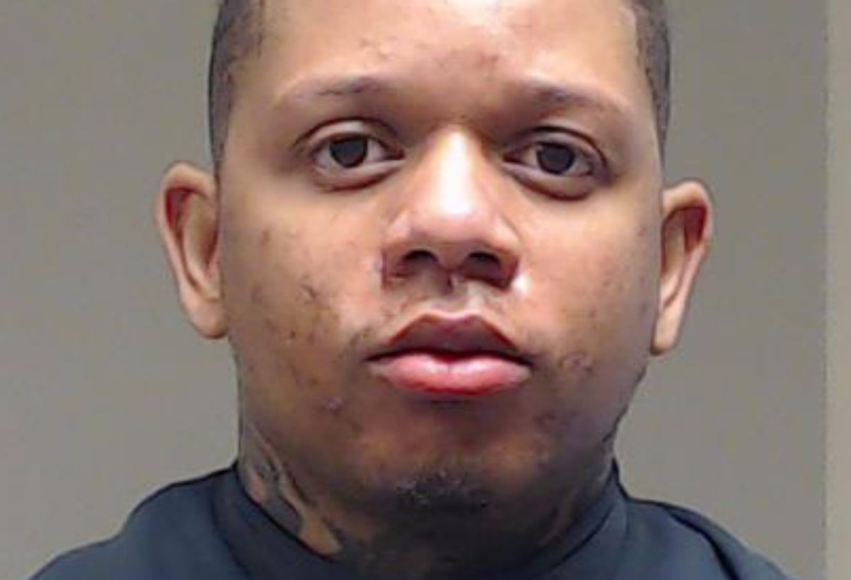 Arrestan al rapero Yella Beezy por cargos de agresión sexual