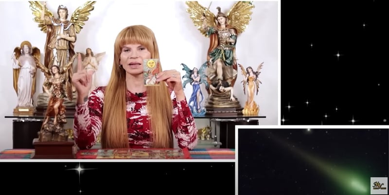 What does Mhoni Seer say about the Green Comet?