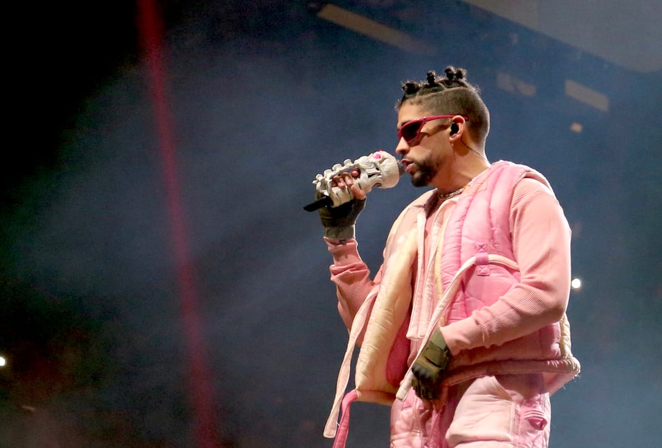 Bad Bunny, ¿junto a Brad Pitt?