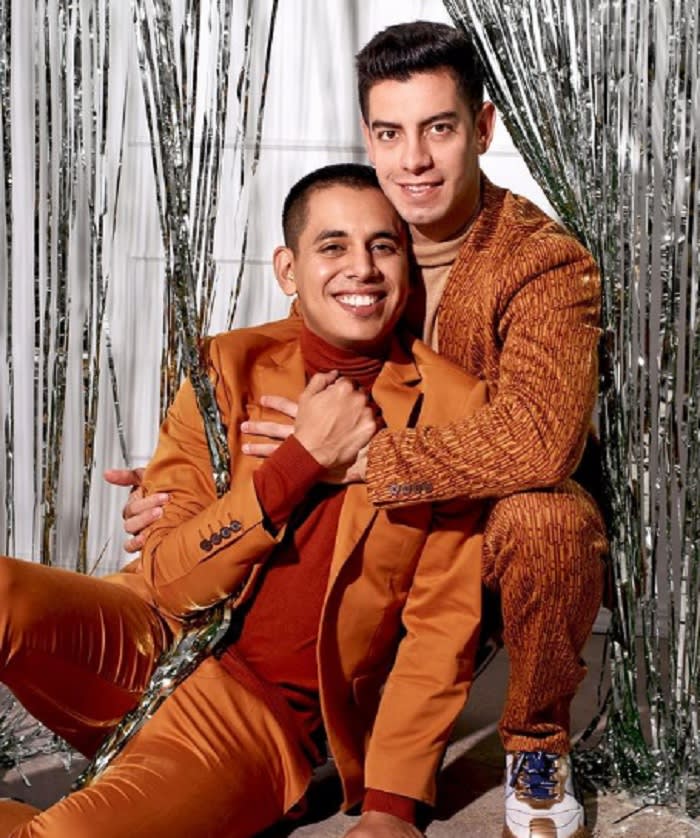 Eduin Caz's brother shares unpublished photos with his boyfriend