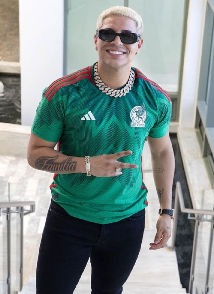 ¿Qué carrera estudió Eduin Caz?