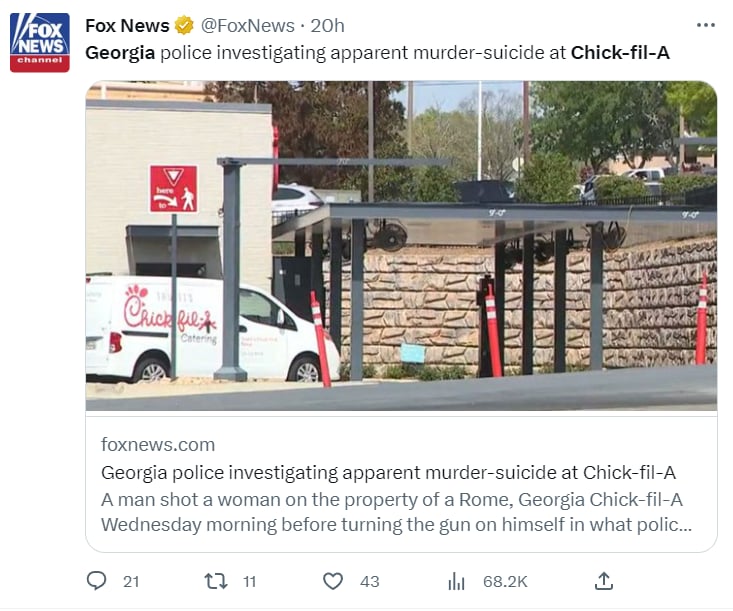 LA ASESINAN EN DRIVE THRU