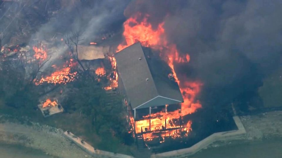 INCENDIO TEXAS