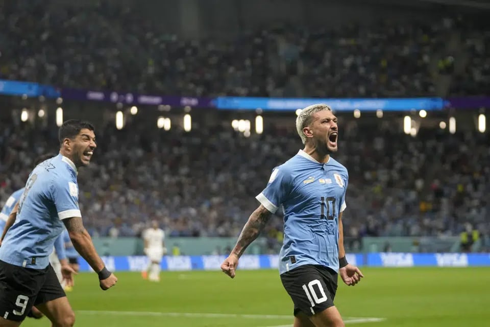 Uruguay es eliminado de manera polémica