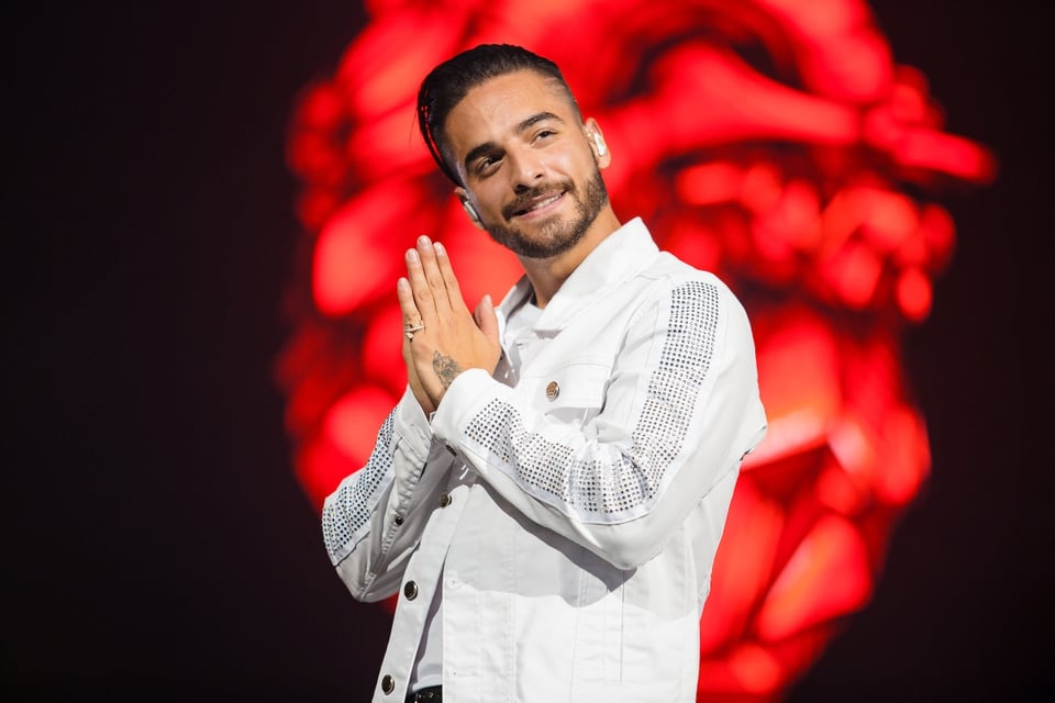 mundonow, cantantes, intérprete, estrellato, gender reveal