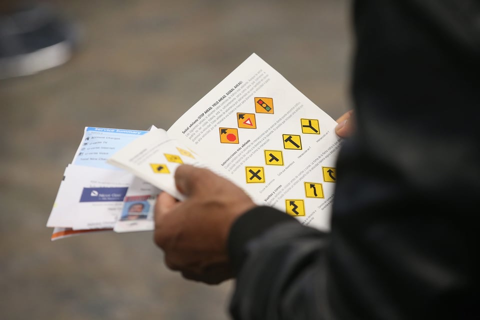 Se esperaba que la ley beneficie a más de 250,000 conductores