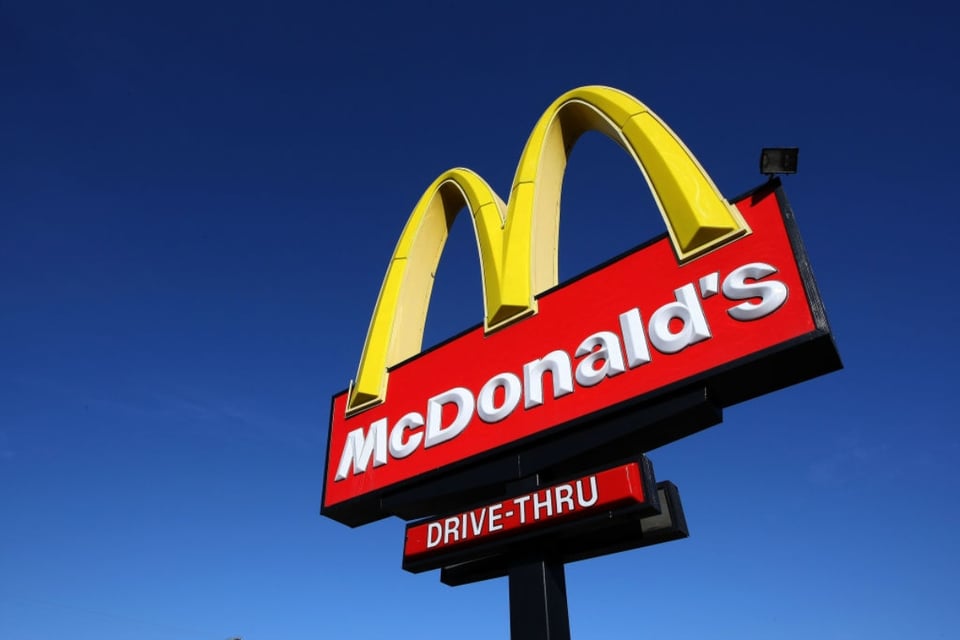 Brote E. coli McDonald's, muerte, contaminación, MundoNOW
