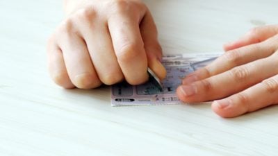 Crónica: Hispana pie derecho 
