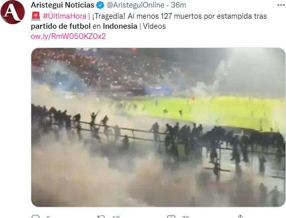 Partido de fútbol en Indonesia: Techo de estadio colapsó 