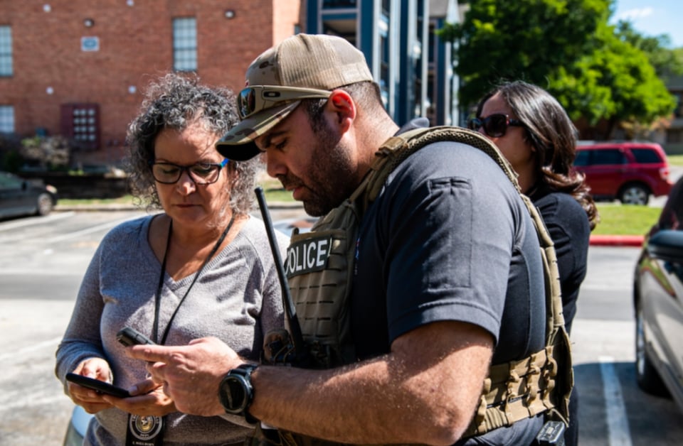 US Marshals, agent, officer, crime, MundoNOW