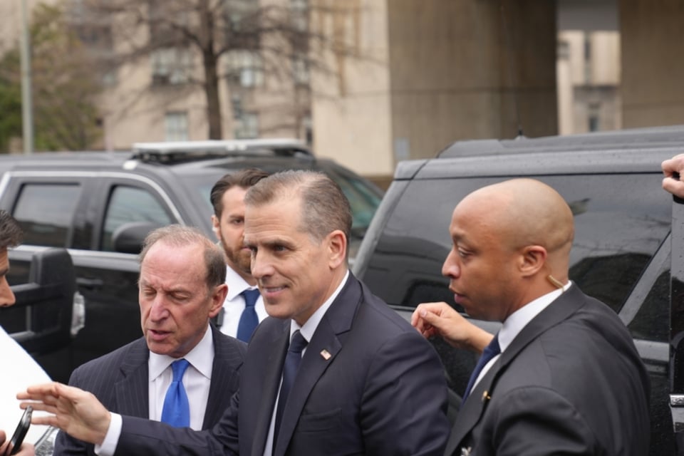 Joe Biden, delitos graves, arma de fuego, cabildeo, MundoNOW