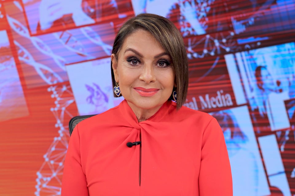 María antonieta collins, enfermedad, quirófano, conductora