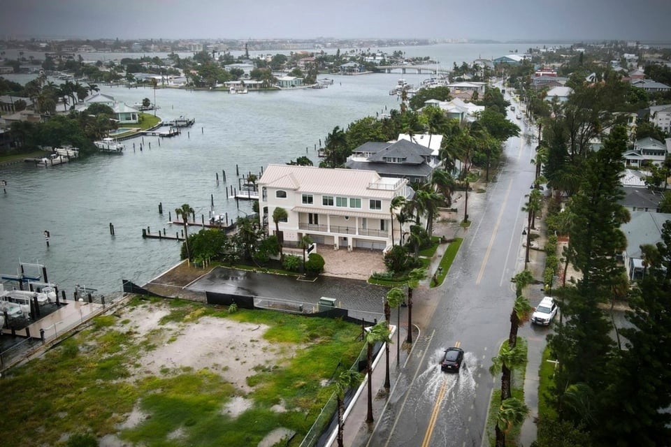 Debby se convierte en huracán, Alerta, Inundaciones, Impacto, Tormenta