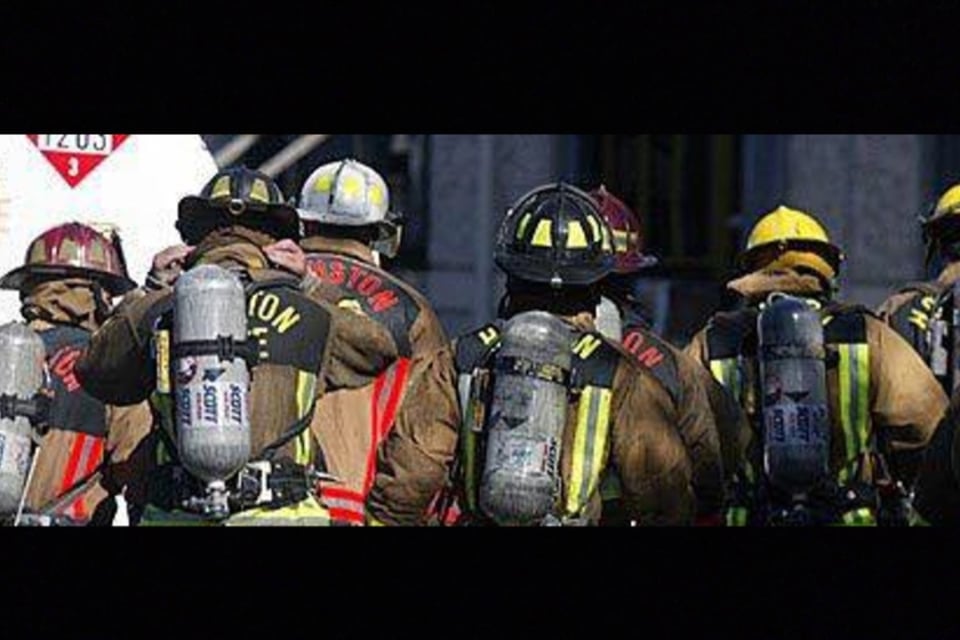 firefighters, fire, death, Houston, MundoNOW, Hispanic sisters died
