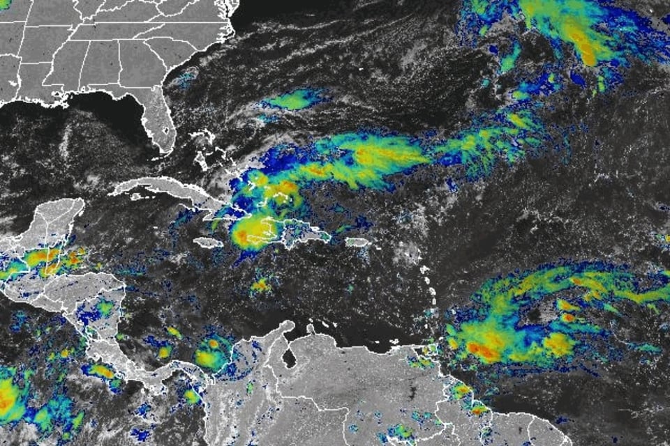 Tropical Storm Oscar bulletin, NHC, Cuba, Bahamas, heavy rains, MundoNOW