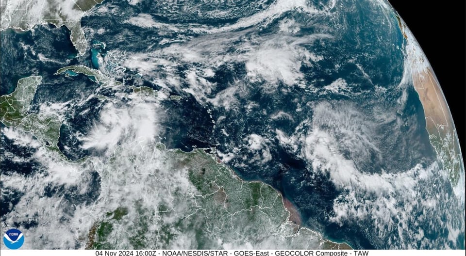 Depresión, Tropical, lluvias, huracanes, clima 