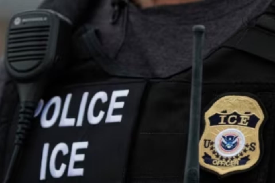 The US deportes a doctor, news, raids, migrants, papers, ICE Detains Mother and Her Three Children Without a Warrant