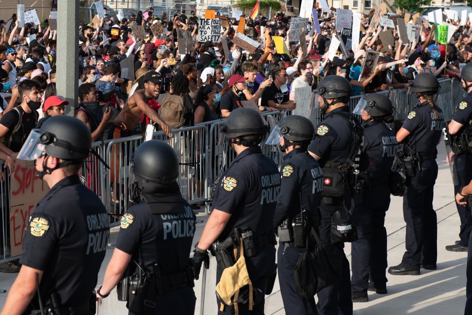 Ley SB 4-C, protestas, ICE MundoNOW