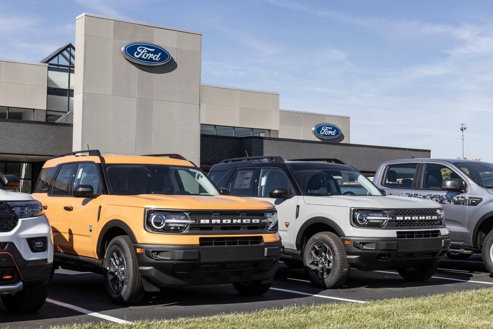 Ford Mexico, tariffs, Trump, Munmdonow, US Auto Industry Absorbs Tariffs Without Raising Prices