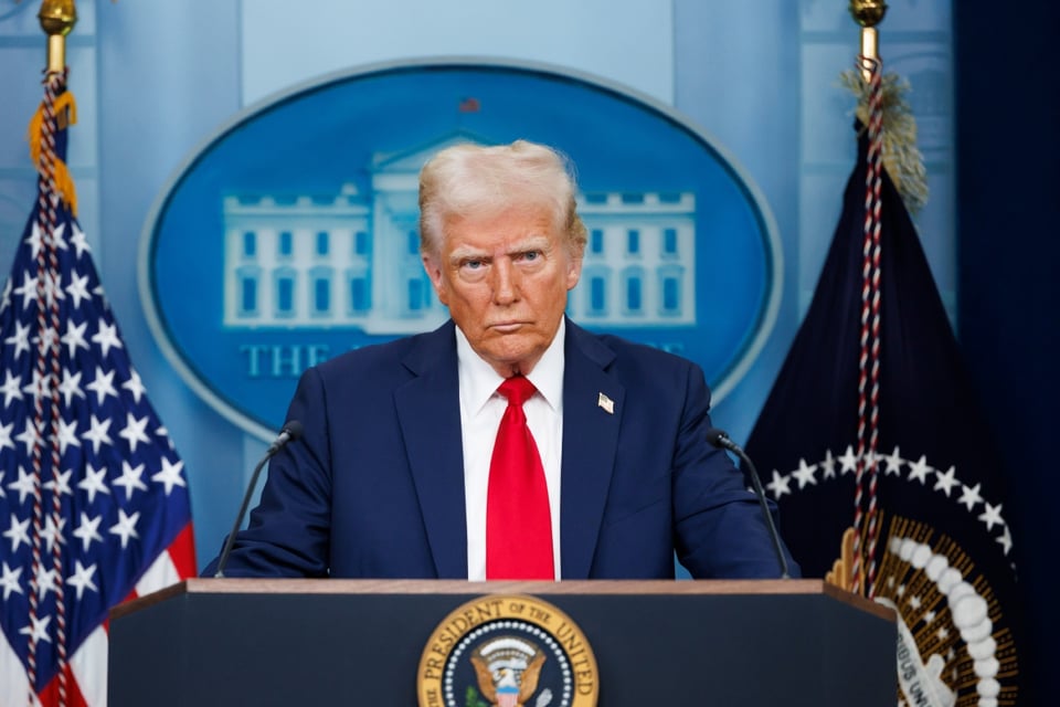 Trump , cupula, dorada, amenazas, promesas 