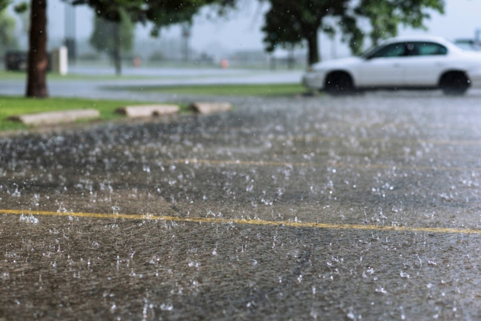 Noreste de EEUU enfrenta tormentas con variaciones de temperaturas