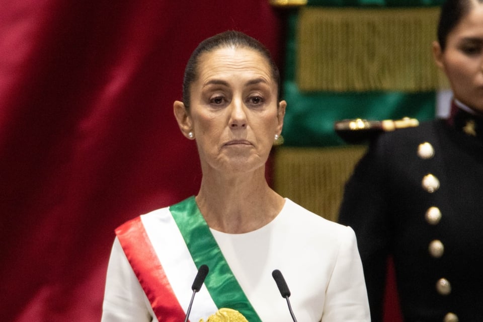 Claudia Sheinbaum condena "Alligator Alcatraz" en Florida