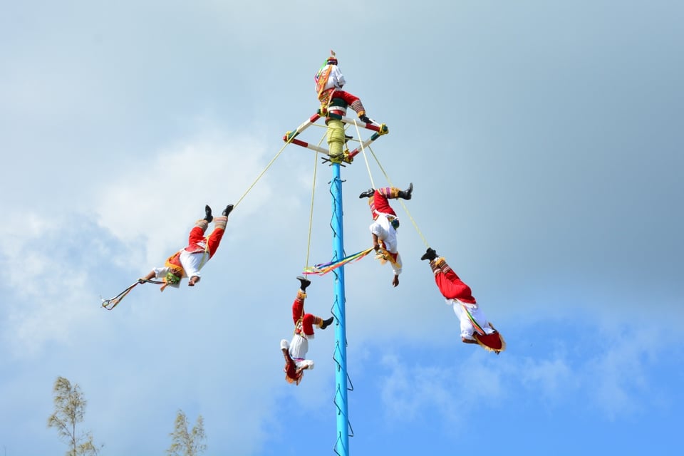 Accidente durante ritual de voladores de Papantla