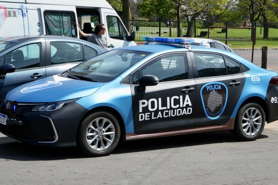 Hispano es apuñalado cinco veces tras pelea