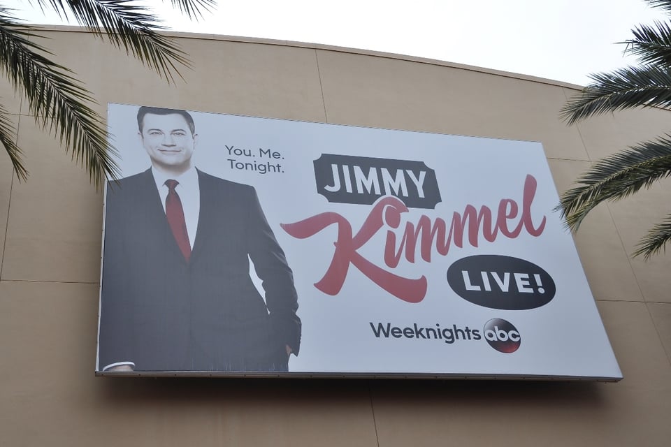 FCC, Jimmy Kimmel, suspensión MundoNOW