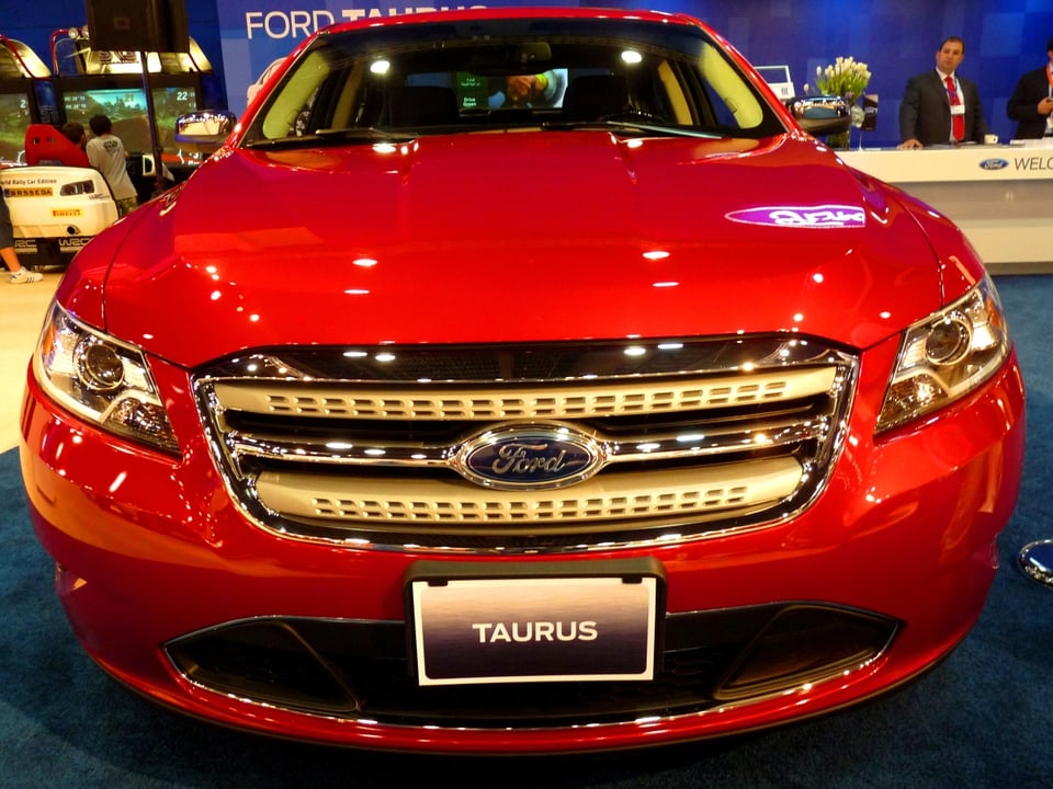 Ford anuncia retiro de sedanes Taurus