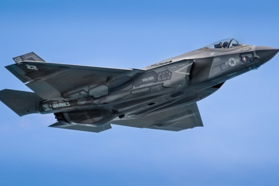 Canadá, compra de cazas, Saab MundoNOW