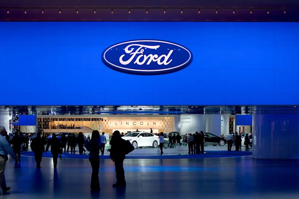 Ford tiene 5.000 vacantes