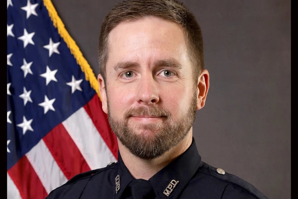 Agente grave tras accidente, Choque, Caravana de JD Vance MundoNOW