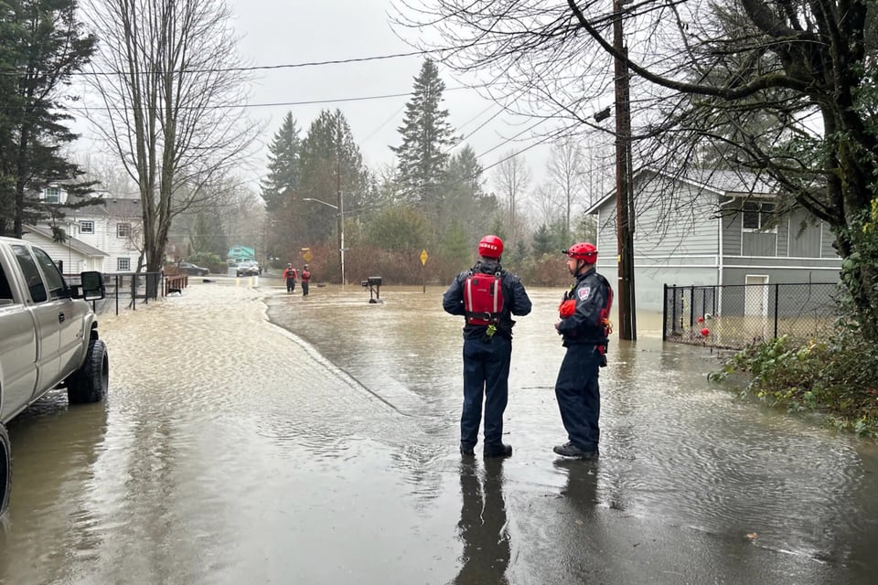 Inundaciones en Washington generan emergencia estatal