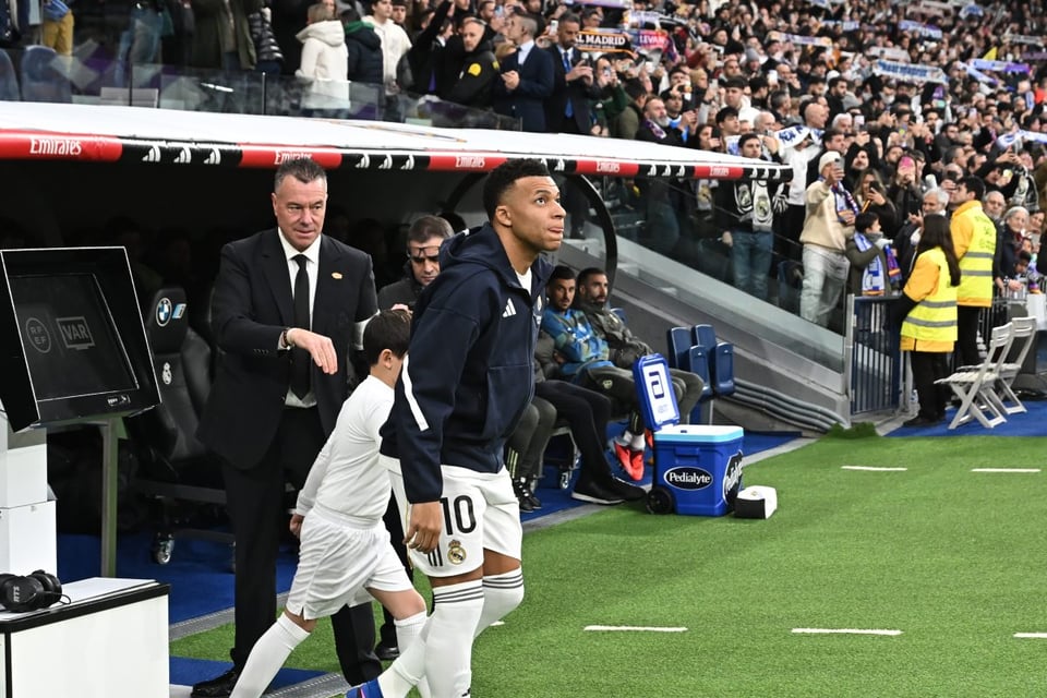 Real Madrid entrega pruebas a UEFA por caso Vinicius