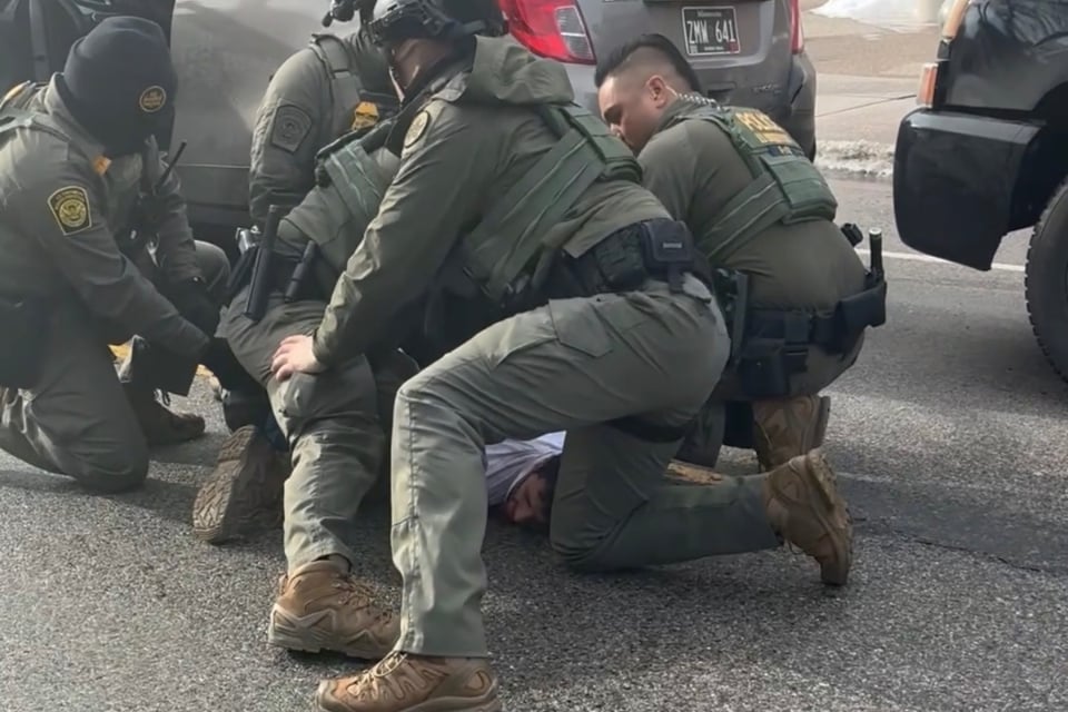 Denuncian agresión, ICE, Recaudan fondos para apoyo MundoNOW