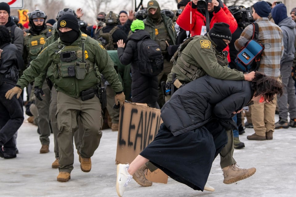 Maine, Ley, ICE, MundoNOW