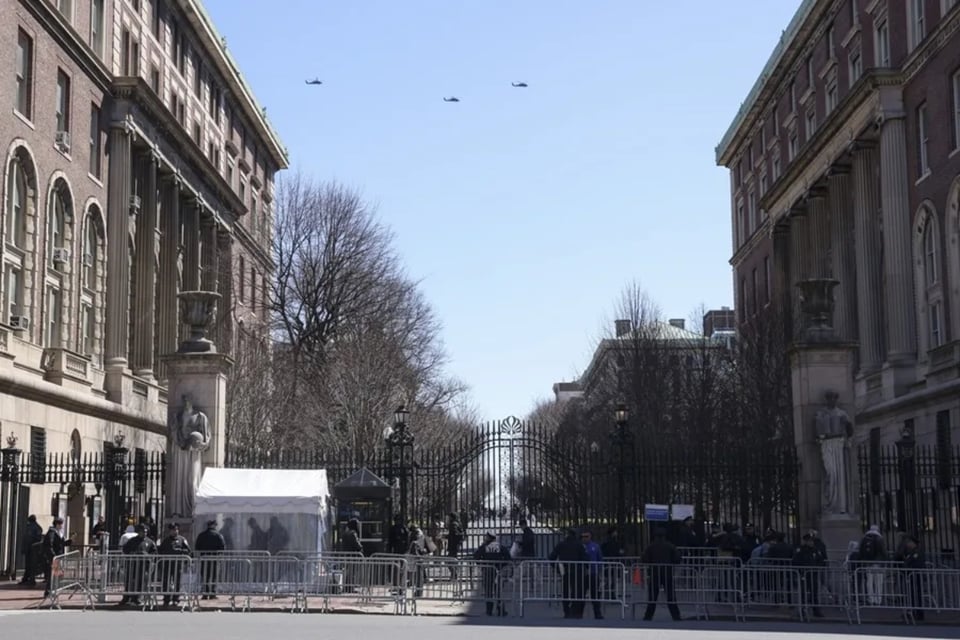 Trump, ICE, Zohran Mamdani MundoNOW,Columbia Student ICE Release