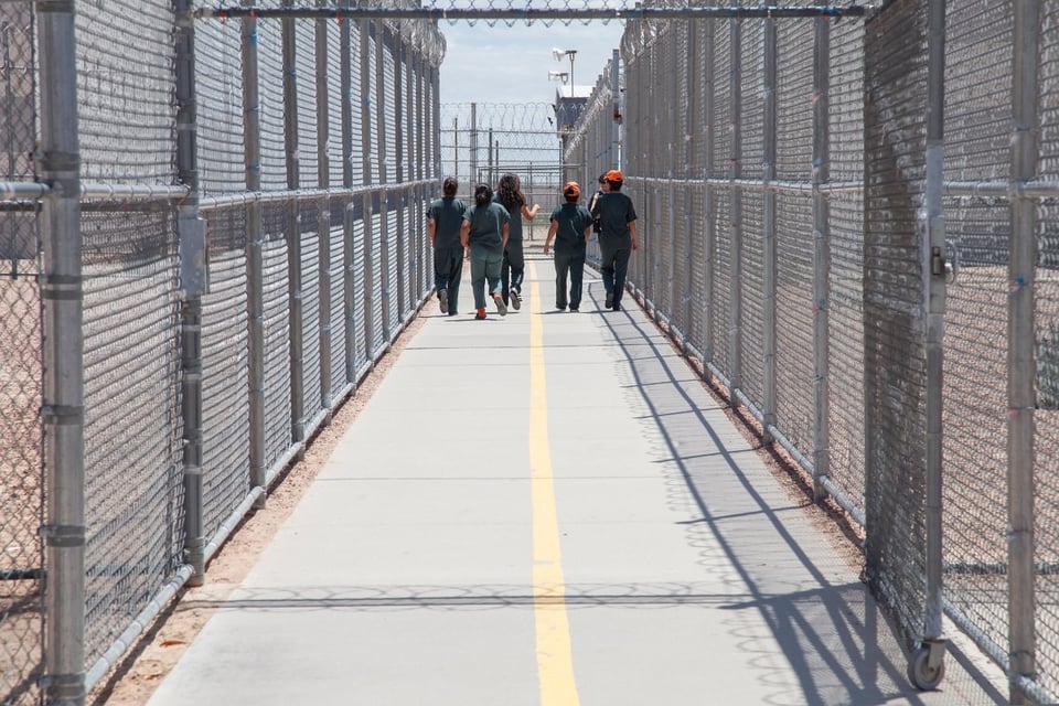 ICE ,Camp East Montana, malas condiciones MundoNOW