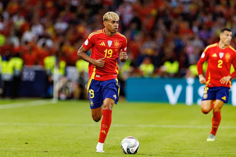 España