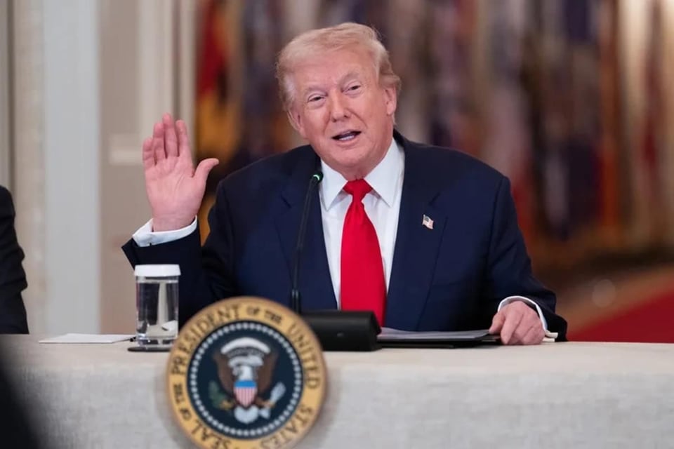 Trump, buques iraníes, guerra MundoNOW