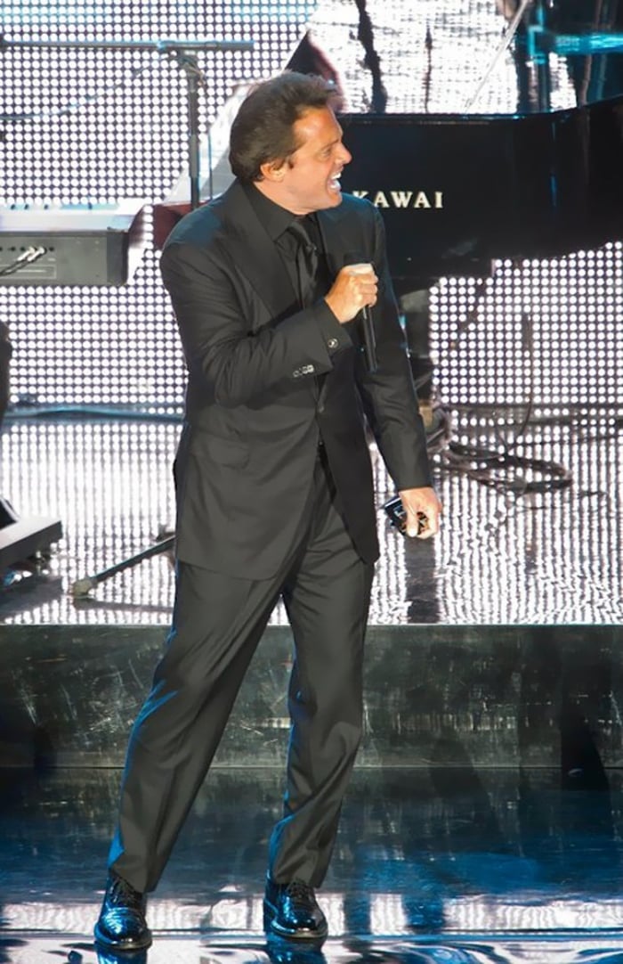 Mala suerte en el amor para el cantante