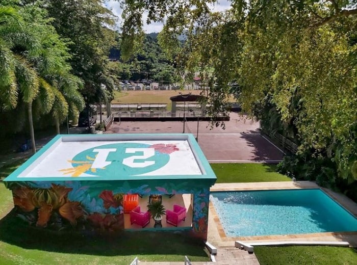 Daddy Yankee opens the doors of his mansion for a unique experience