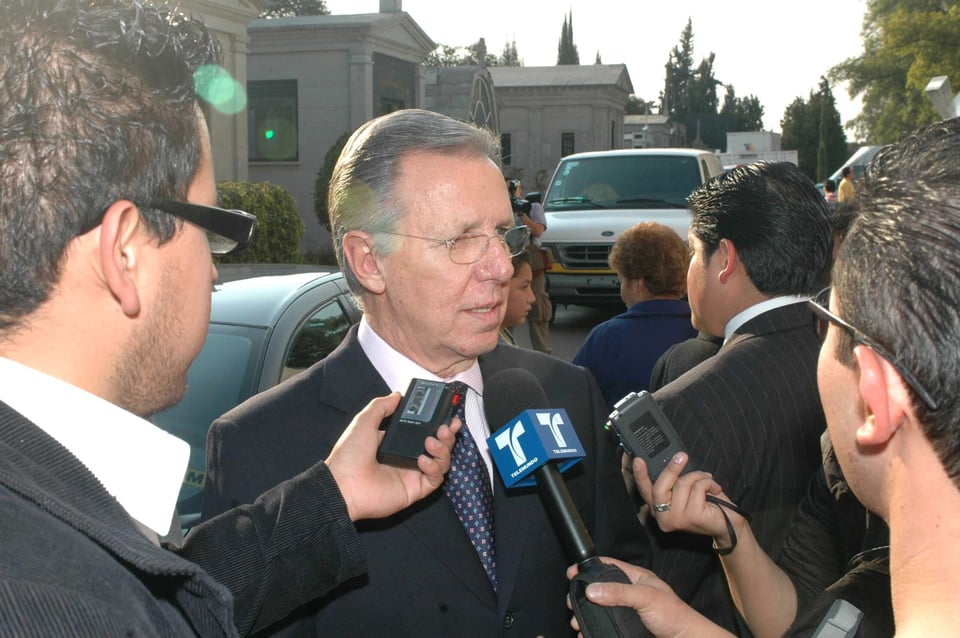 Joaquín López Dóriga de luto: Le dan apoyo