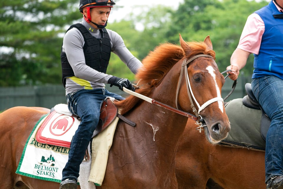 Ganador del Derby de Kentucky enfrenta otra dura prueba en Belmont Stakes