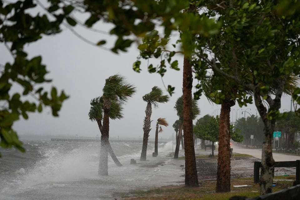 evacuación obligatoria, marejada ciclónica, altura, gobernador Ron DeSantis, MundoNow