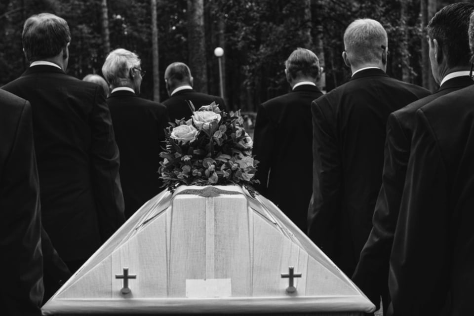 Conmovedor, desgarrador, funeral, tristeza, asesinato