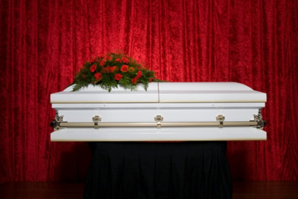 Cantante, ataúd, famosos, condolencias, asesinato